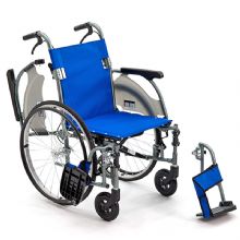 MIKI三貴手動輪椅車CRT-3 藍色 A-19B扶手可掀，掛腳可拆卸 小型便攜輪椅 旅行攜帶方便